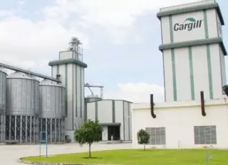 Cargill in Vietnam inaugurates new aquaculture feed line